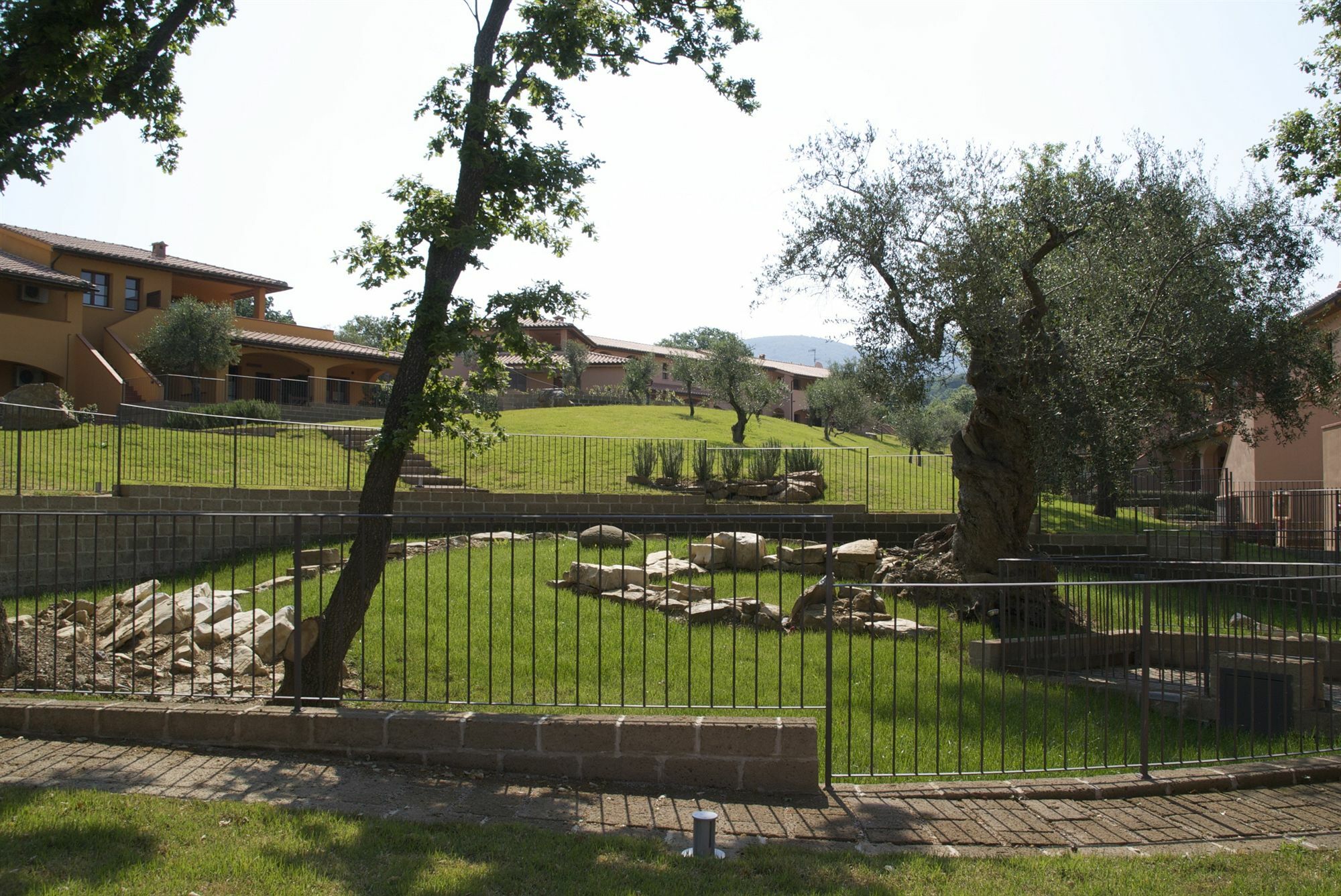 Апартаменты Borgo Etrusco S.P.A. Скарлино Экстерьер фото