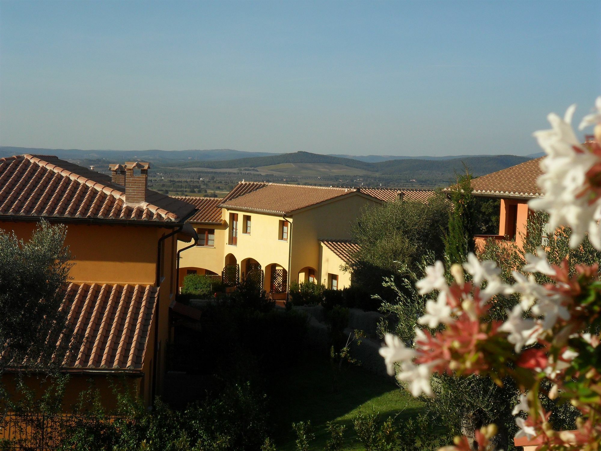 Апартаменты Borgo Etrusco S.P.A. Скарлино Экстерьер фото